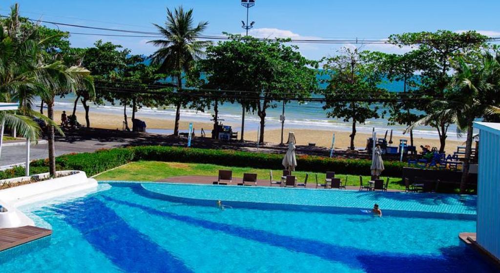 Lpn Park Beach Tour B Jomtien Beach Exteriör bild