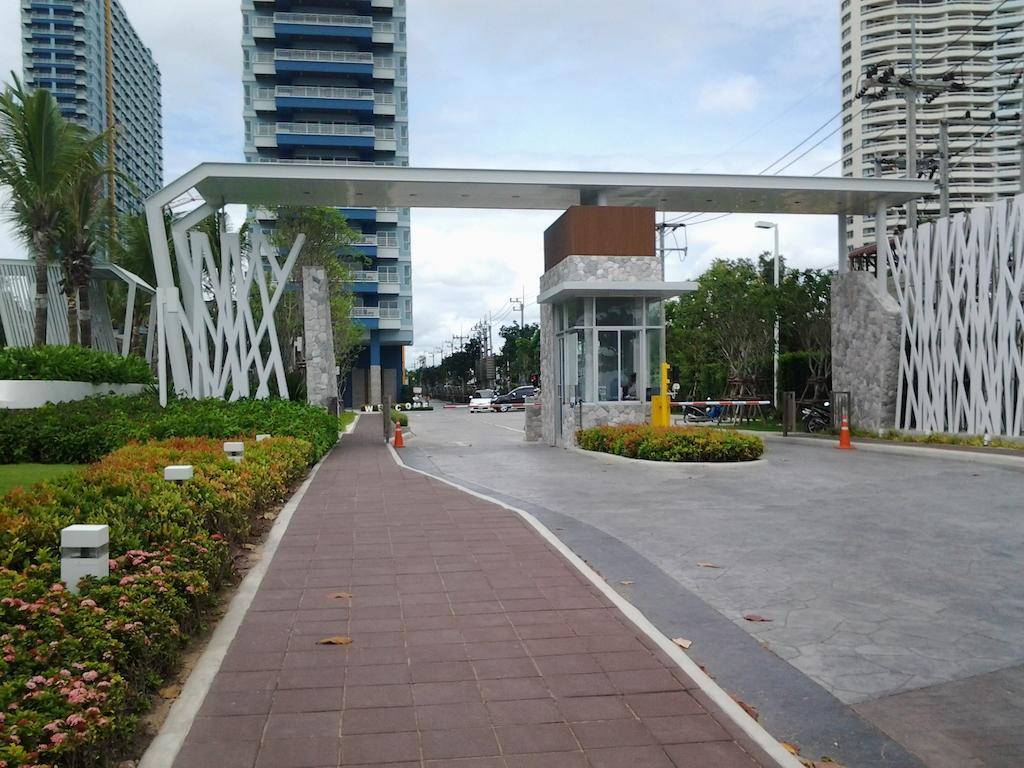 Lpn Park Beach Tour B Jomtien Beach Exteriör bild
